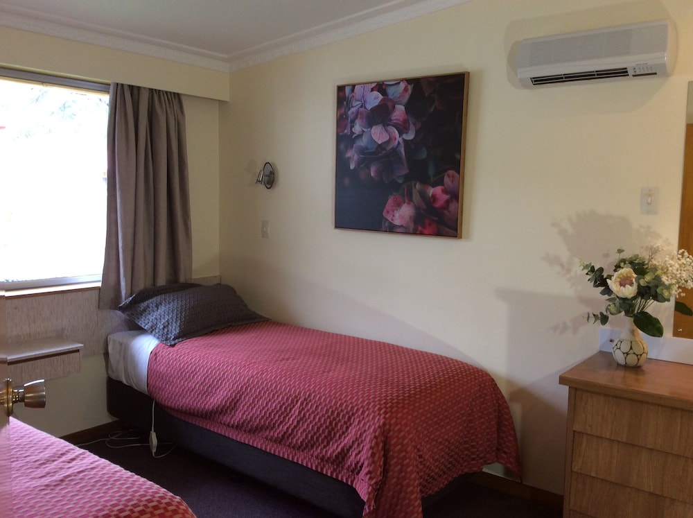 Executive Suite, 2 Bedrooms, Non Smoking, Kitchen (Executive Unit) photo 2