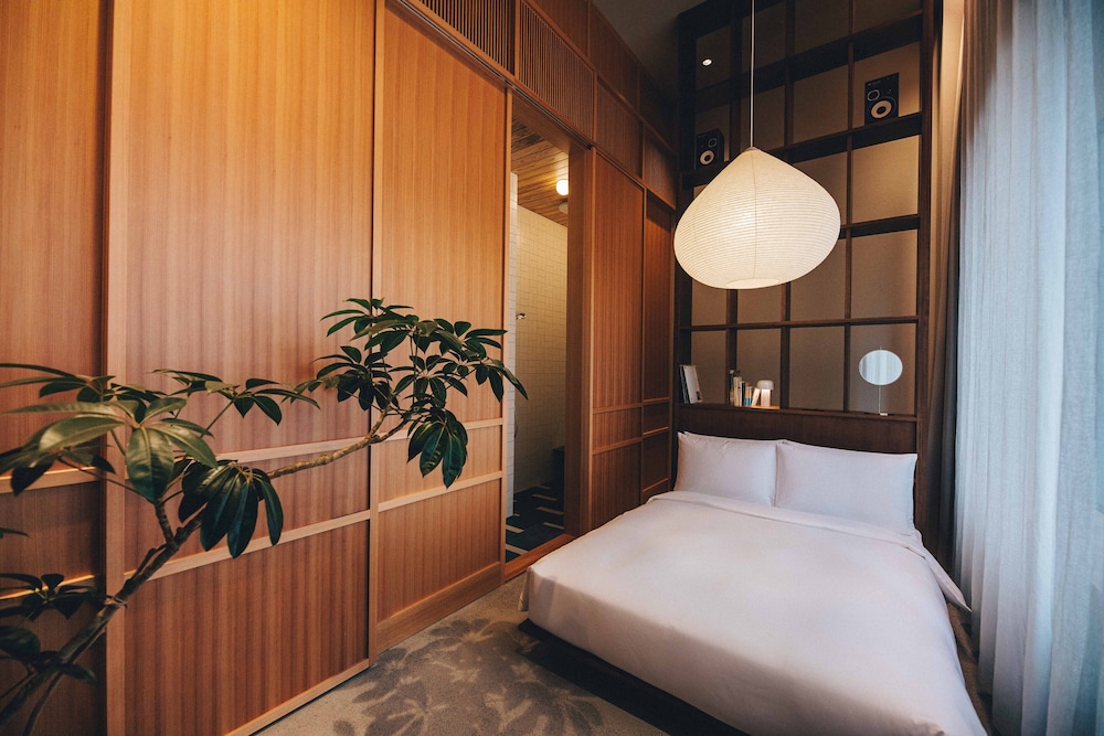 (Ceiling Height:4.5 meters) High Ceiling Studio, Non Smoking photo 2
