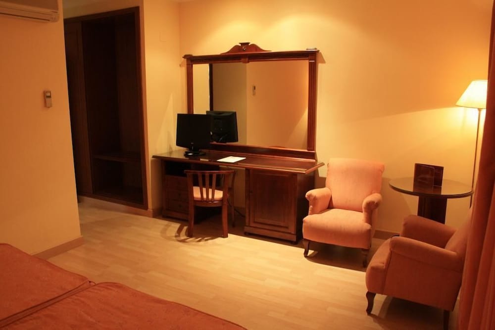 Double Room Single Use photo 3