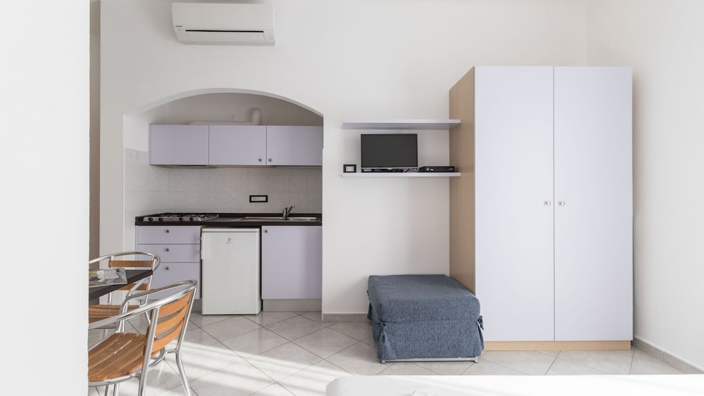 Junior Studio, Sea View