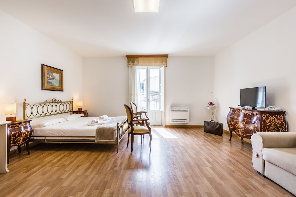 Superior Double Room (Giardino dei Limoni Dolci) photo 3
