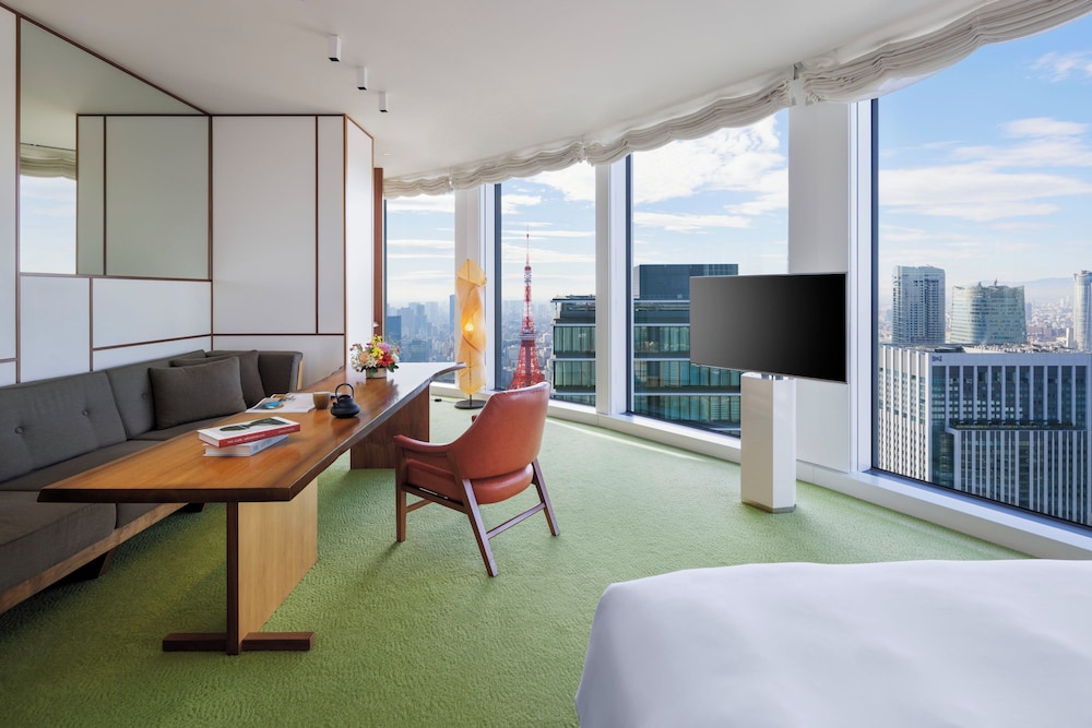 Deluxe Room, 1 King Bed (Tower View)