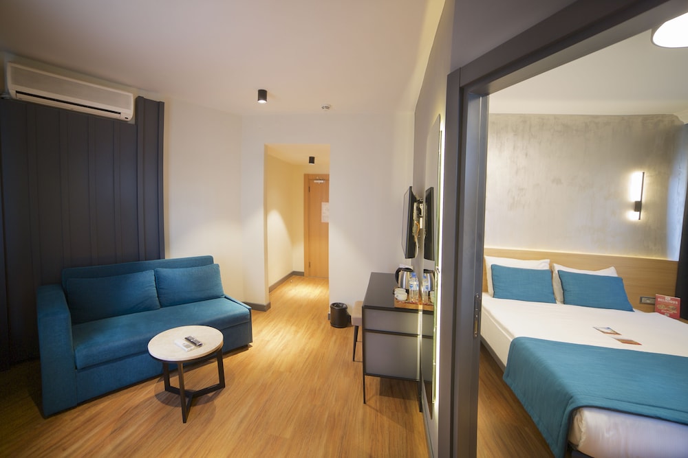 Suite Room photo 2