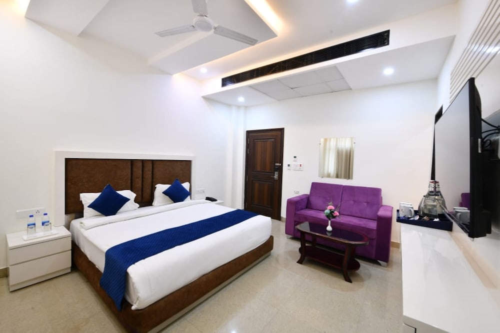 Deluxe Double Room photo 3