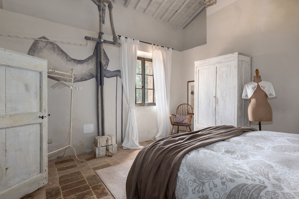 Deluxe Apartment, 3 Bedrooms photo 3
