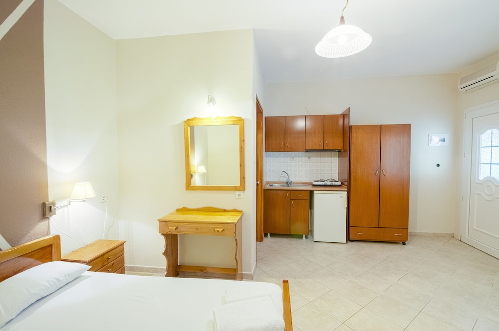 Studio, Sea View, Beachfront