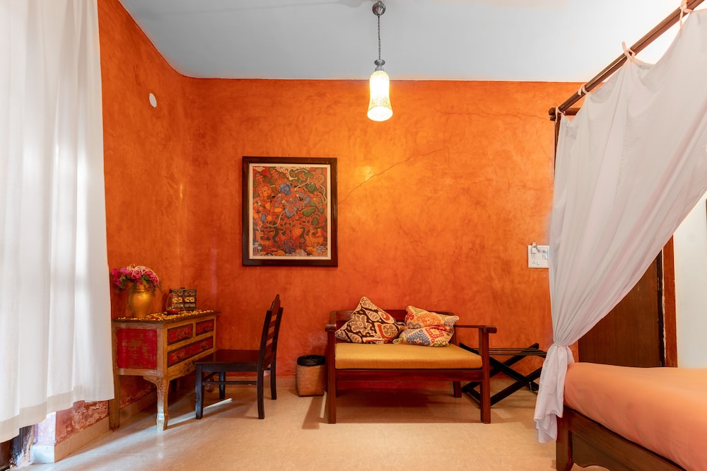 Premium Room with Private Balcony - Photo 6