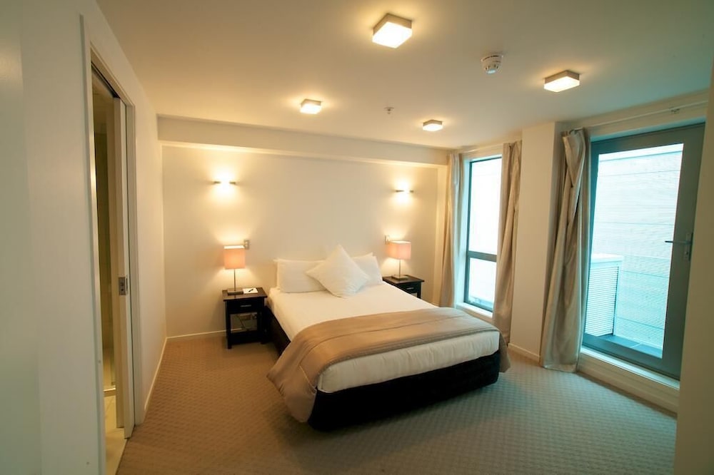Three Bedroom Penthouse Apartment photo 3