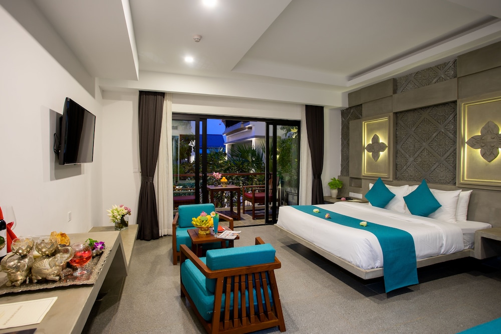 Deluxe Double Room, 1 King Bed - Photo 1