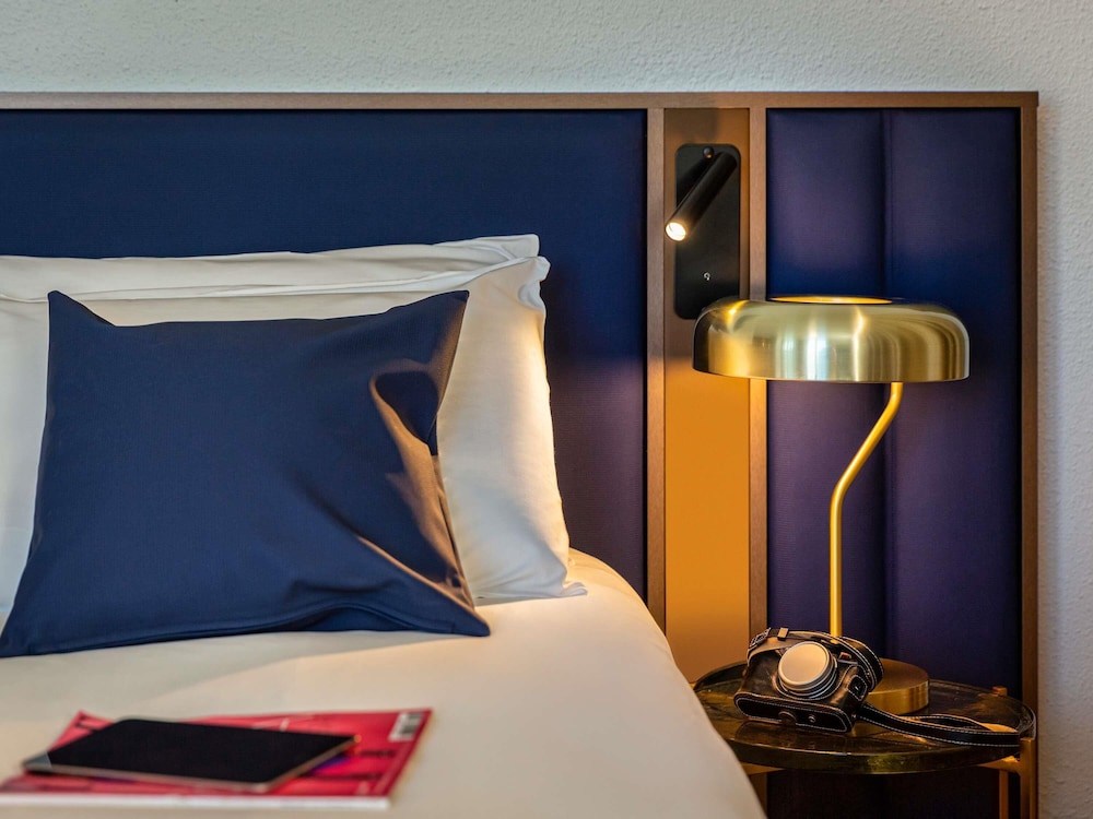 Privilege, Suite, 1 Double Bed with Sofa bed - Photo 4