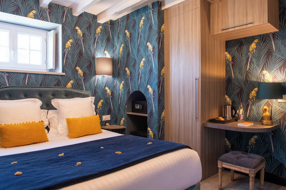 Business Double Room Single Use, 1 Queen Bed photo 1