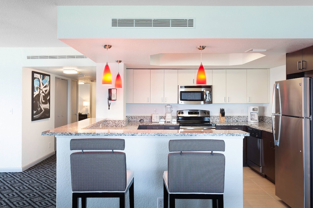 Suite, 1 Bedroom photo 1