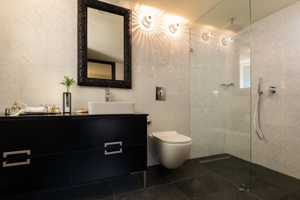 Executive Double Room - Photo 10