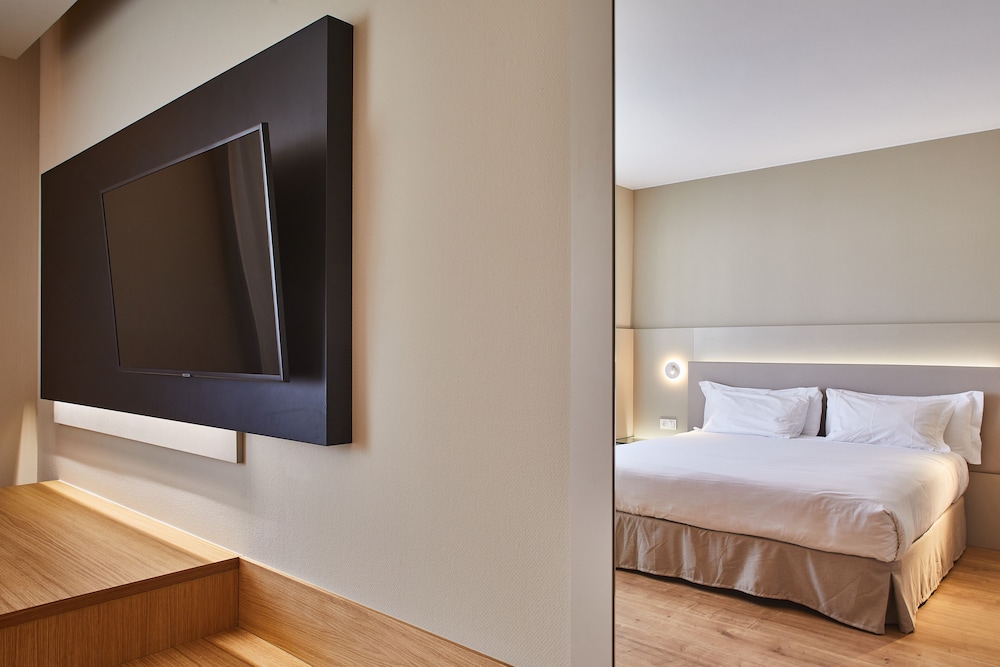 Superior Double or Twin Room - Photo 3