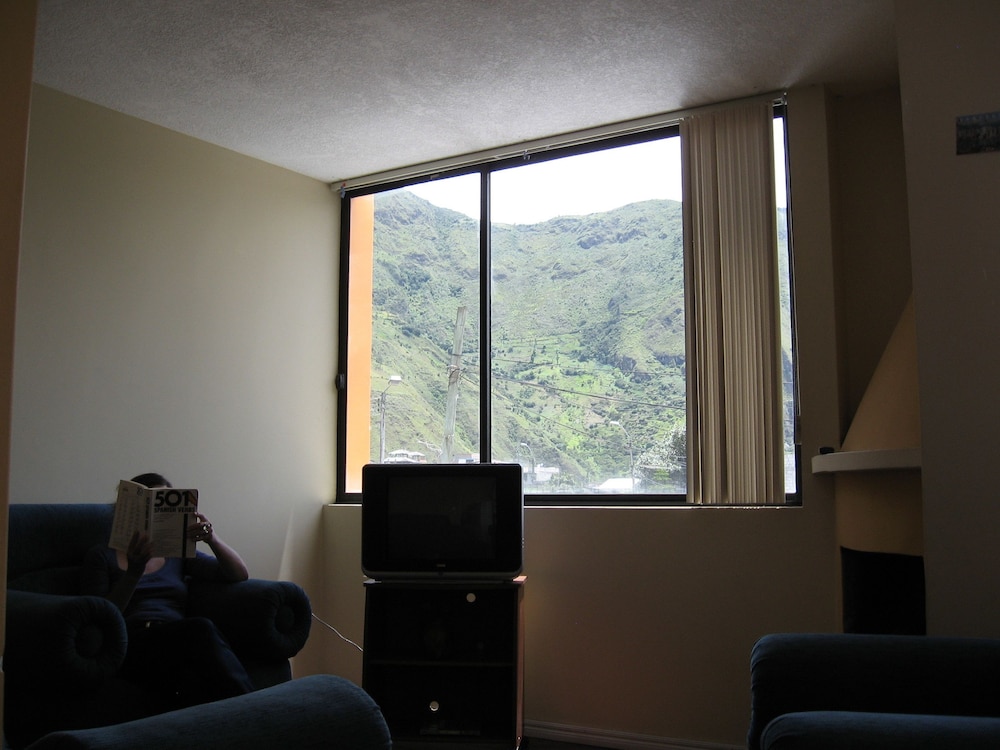Comfort Apartment, 2 Bedrooms photo 3