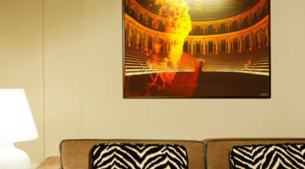 Royal Suite thumbnail 5