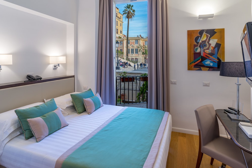 Deluxe Double Room, Balcony, City View photo 1