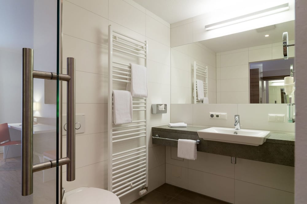 Standard Double Room - Photo 4