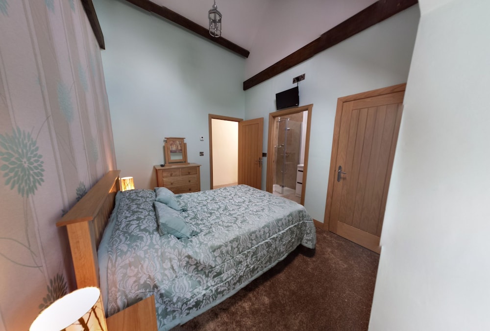 Deluxe Double Room, Ensuite photo 2