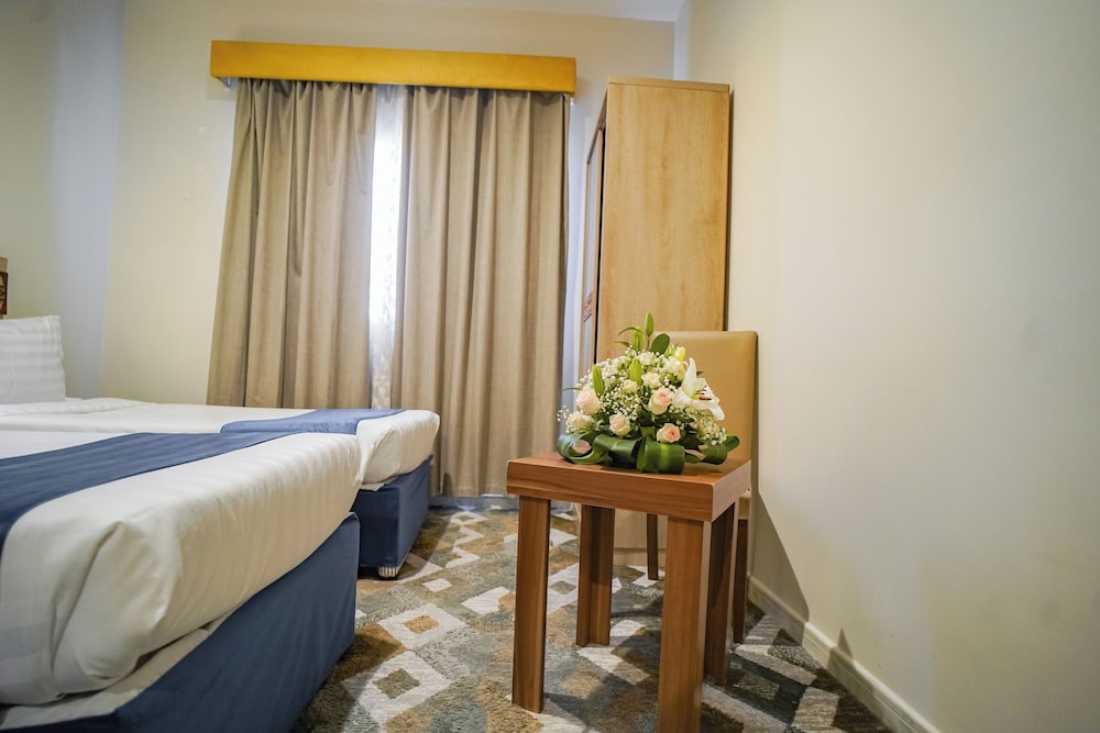 Triple Room - Photo 9