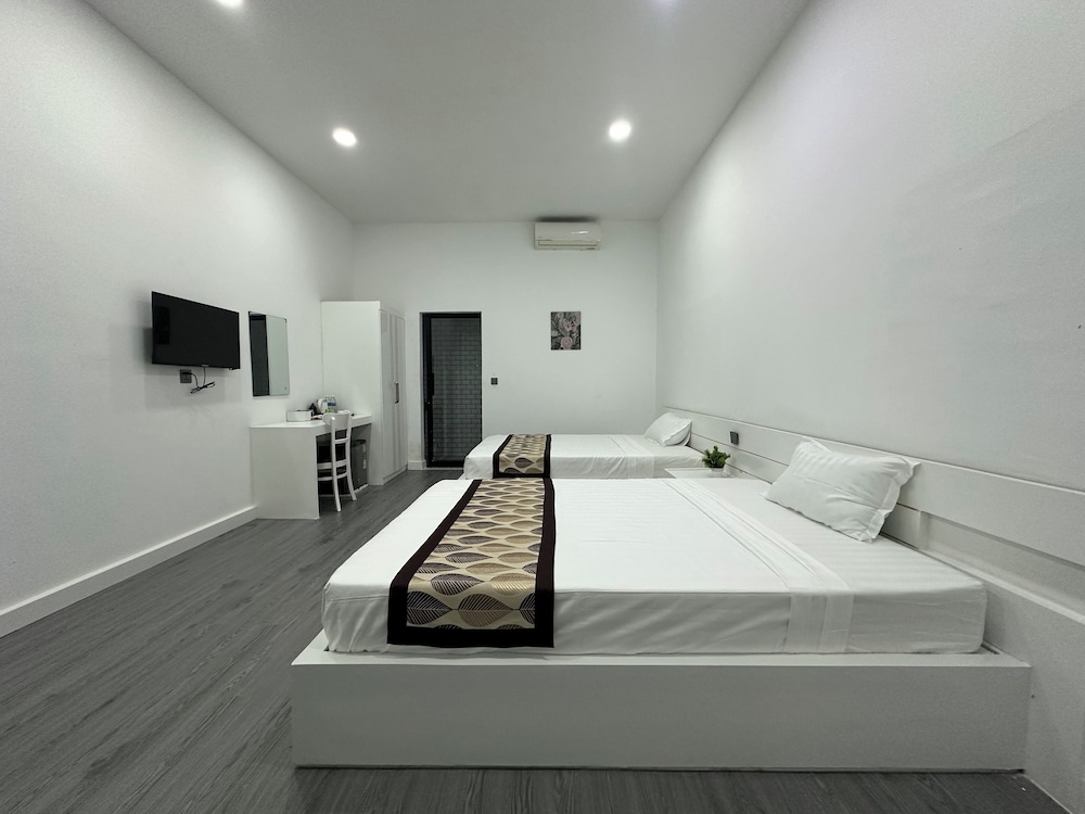 Deluxe Double or Twin Room photo 1