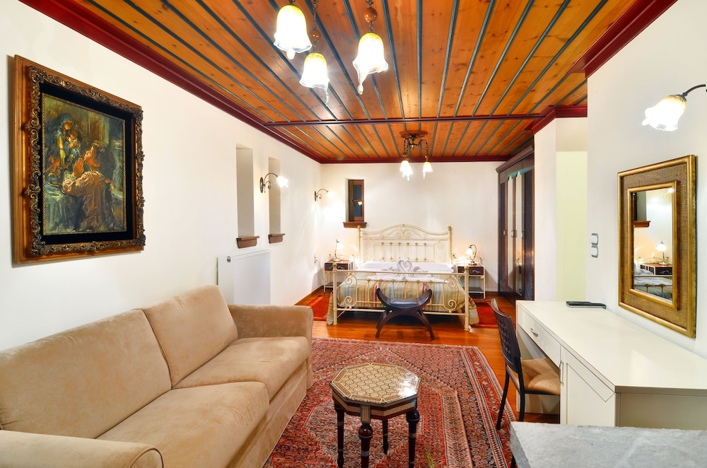 Family Room, Fireplace photo 1