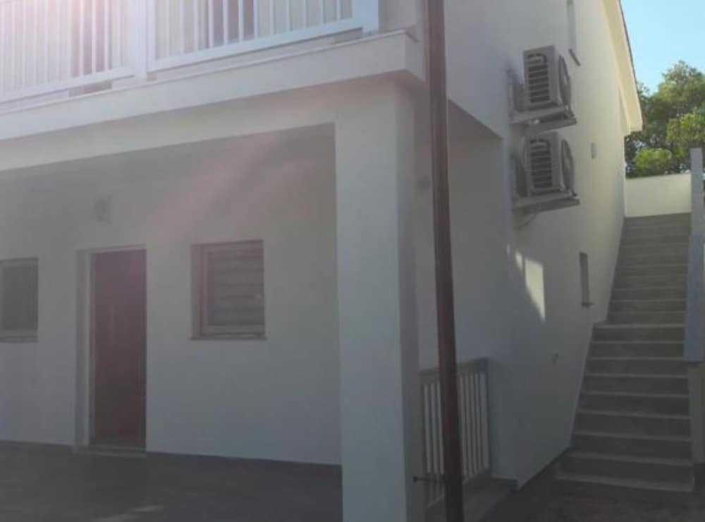 Apartment (Two Bedroom Apartment with Sea View)