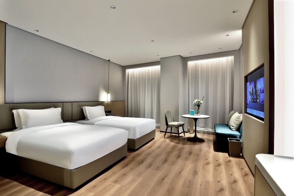 Deluxe Room, 2 Double Beds, Non Smoking
