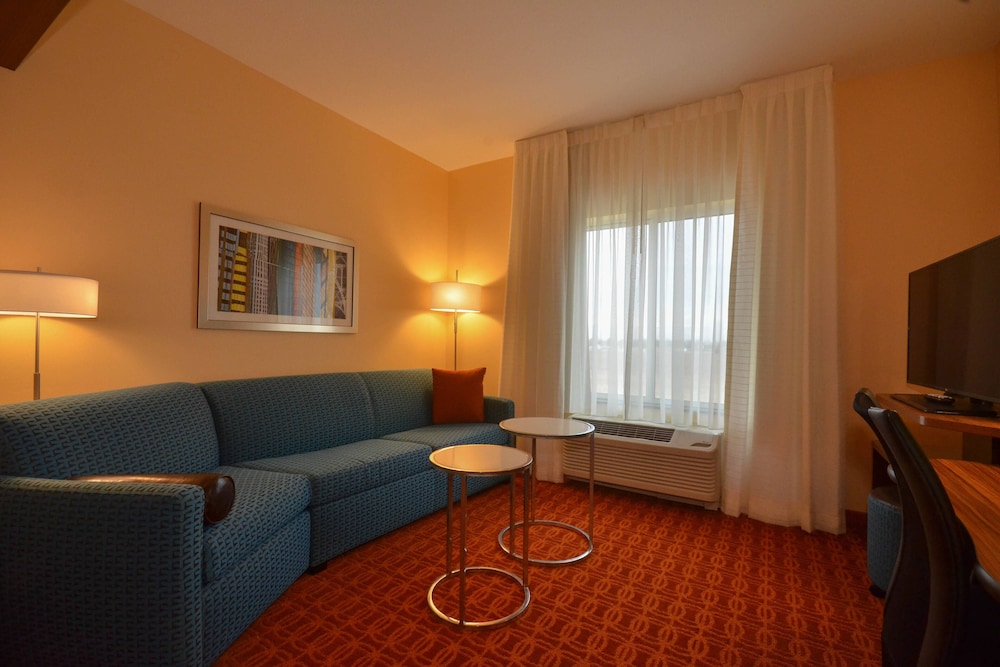 Studio, 1 King Bed with Sofa bed