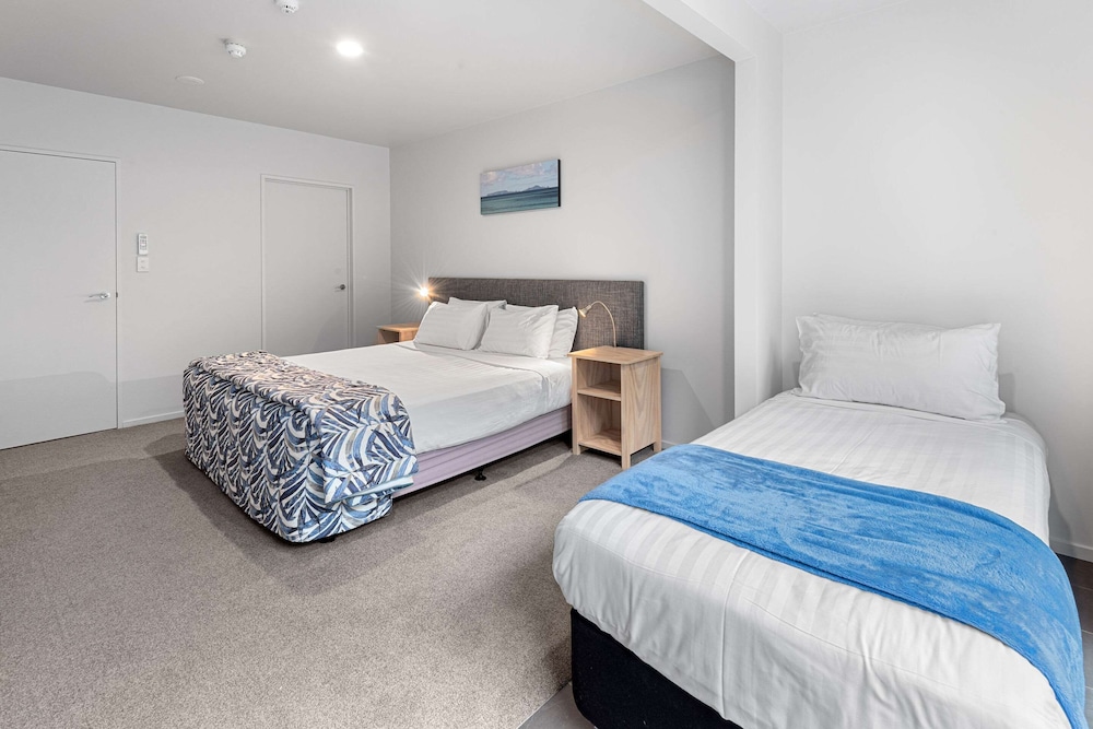 Two Bedroom Apartment - Photo 1