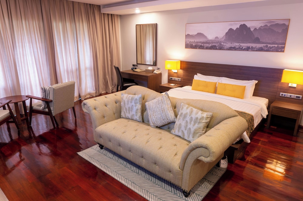 Junior Suite - Photo 1
