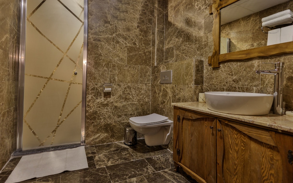 Deluxe Room (Private Garden) - Photo 8