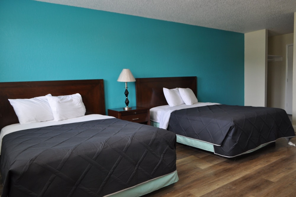 Comfort Double or Twin Room, 2 Double Beds photo 3