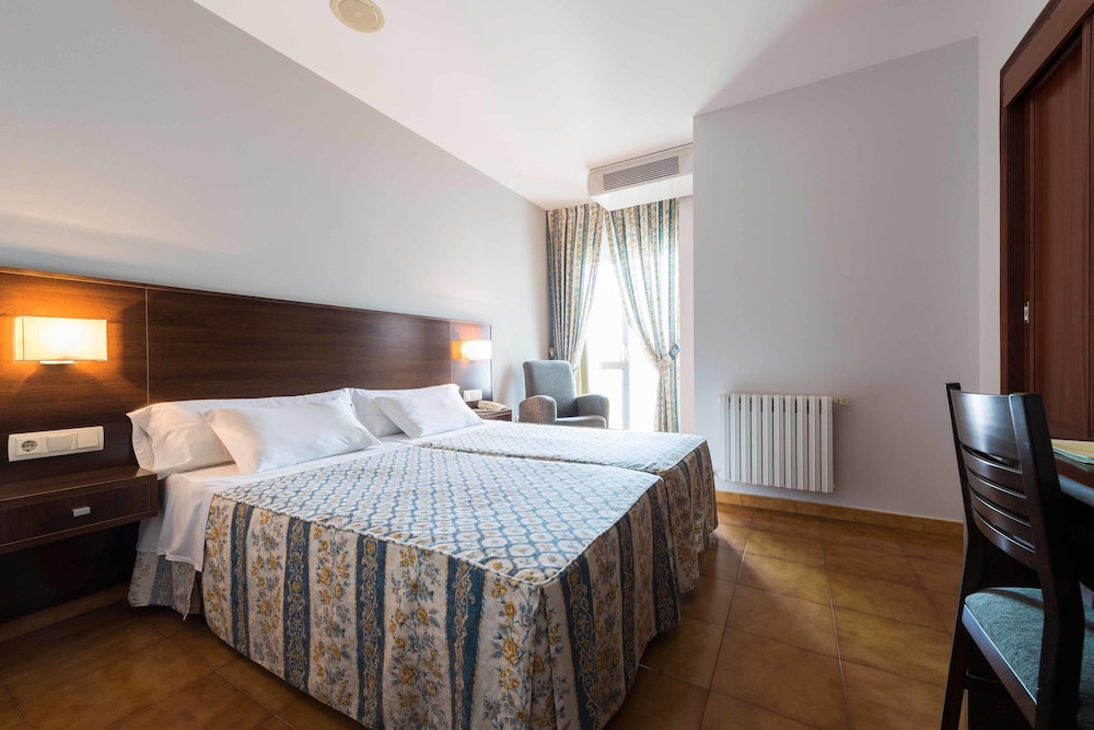Double Room - Photo 1