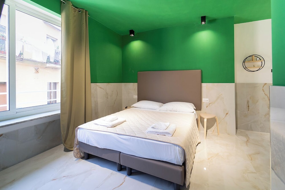 Standard Room, Courtyard View, Annex Building (Via A. De Gasperi 55)