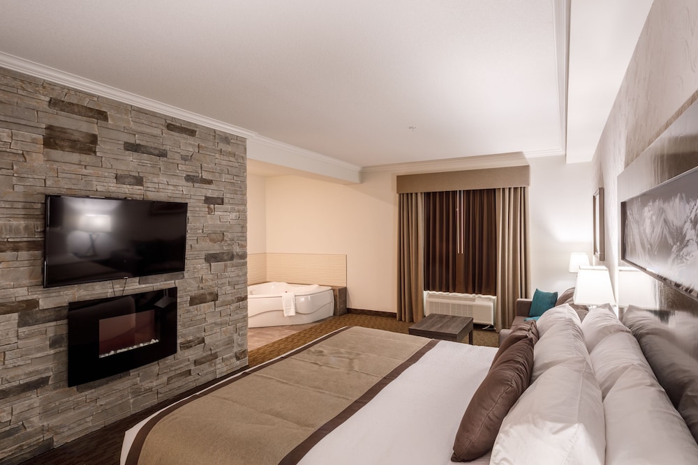 Suite, 1 King Bed, Non Smoking, Hot Tub photo 1