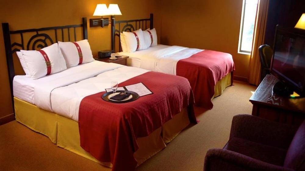 Standard Room, 2 Queen Beds, Accessible (Comm, Roll-In Shower) - Photo 1