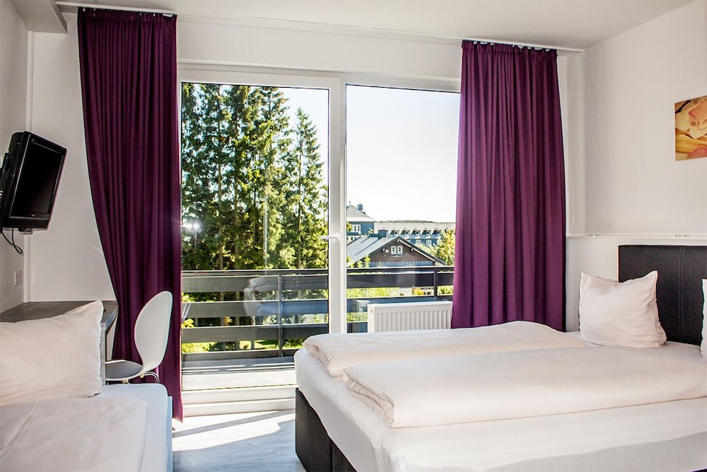 Deluxe Junior Suite photo 1
