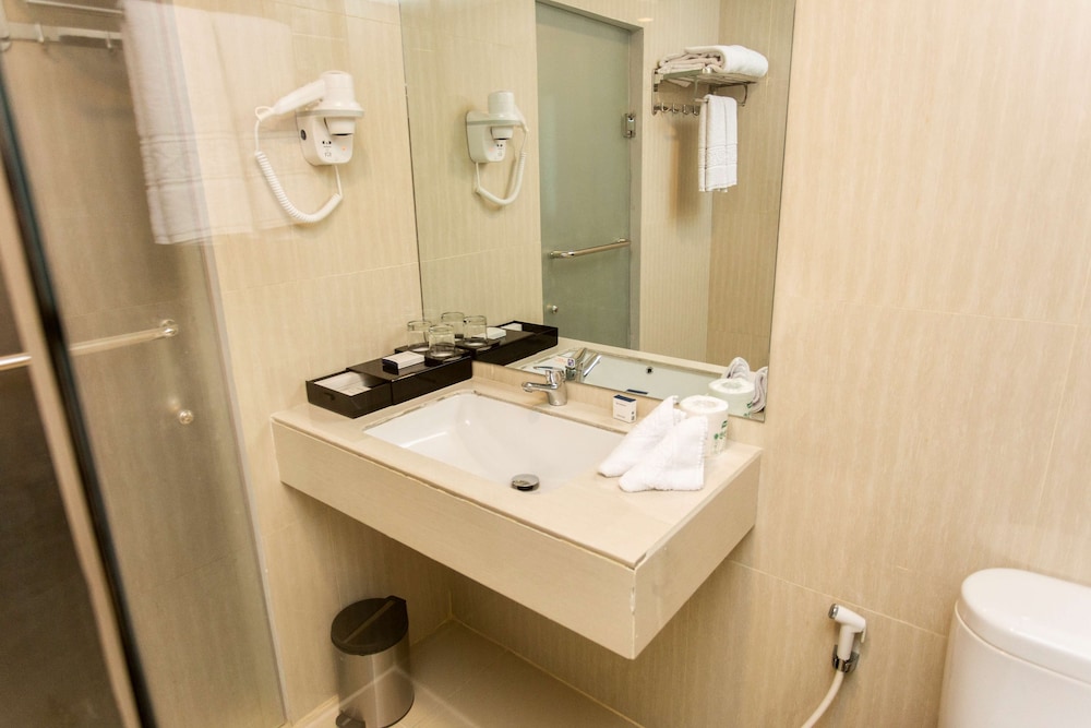 Deluxe Room, 2 Twin Beds, Non Smoking - Photo 4