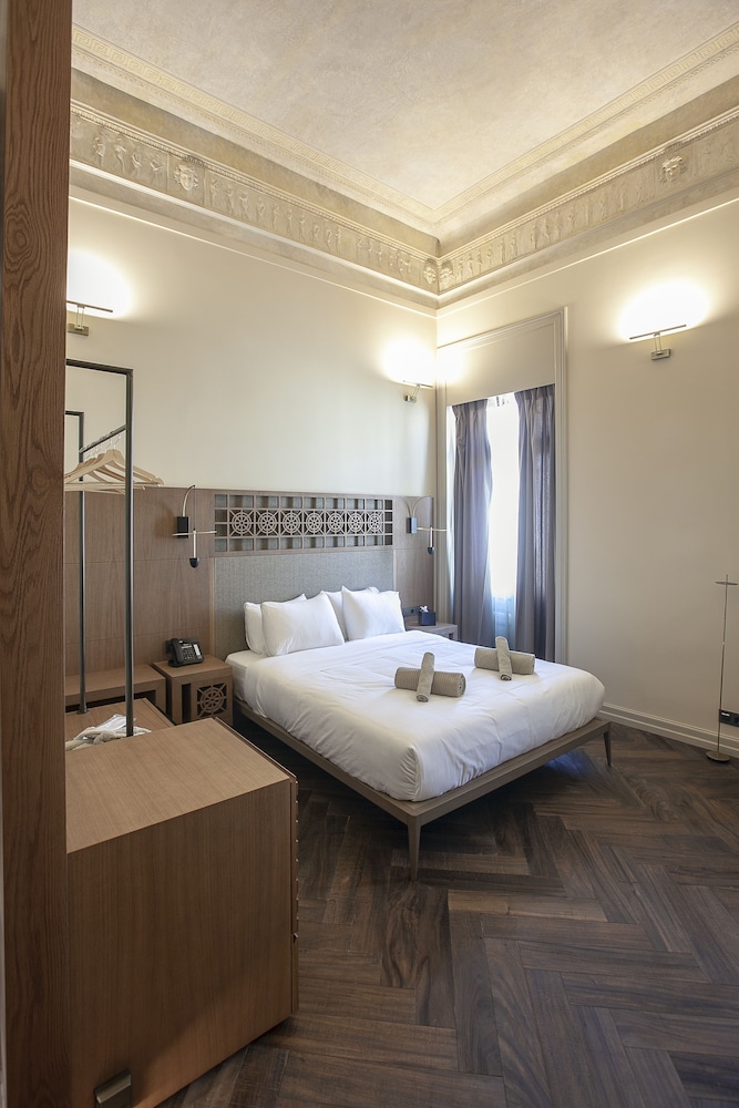 Superior Athenian Room photo 1
