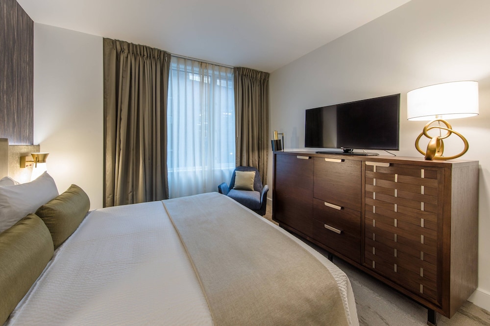 Room (Hearing Accessible)