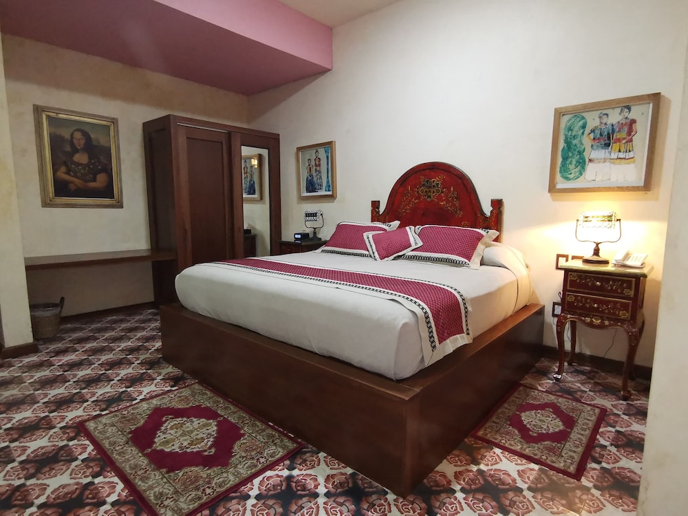Superior Suite, 2 Bedrooms (Demian)