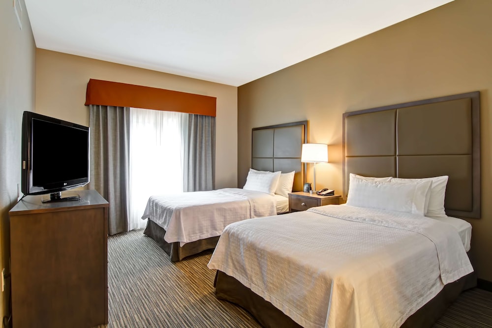 Suite, 2 Double Beds - Photo 1