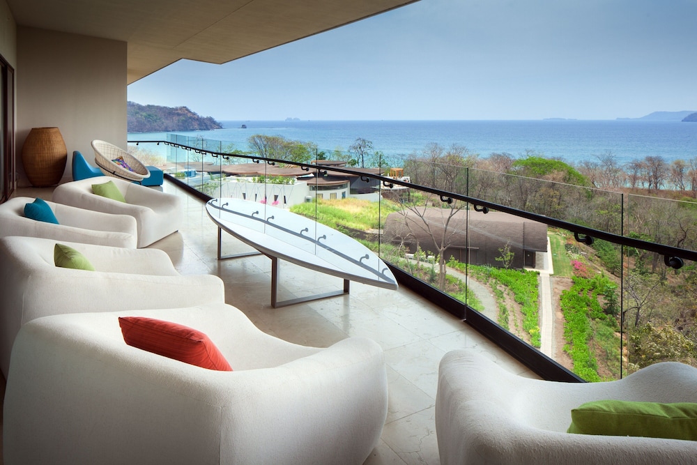 Escape Suite, 1 Bedroom Suite, 1 King, Ocean view, Corner room, Balcony, Plunge pool photo 2