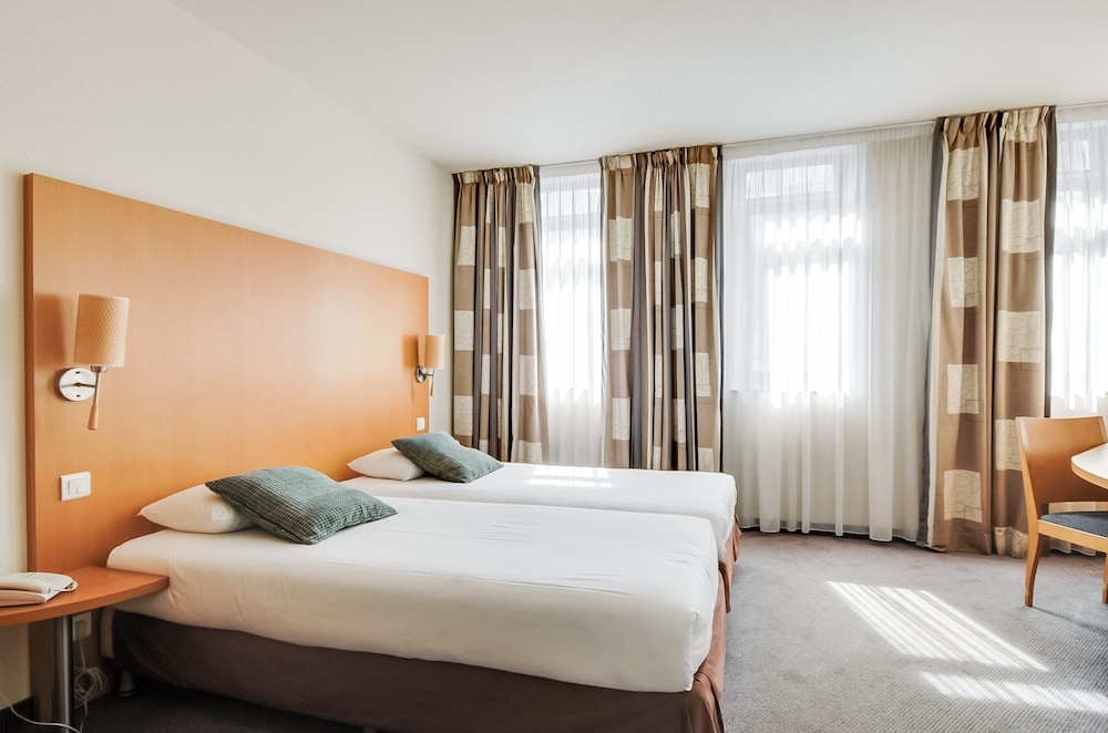 Economy Twin Room