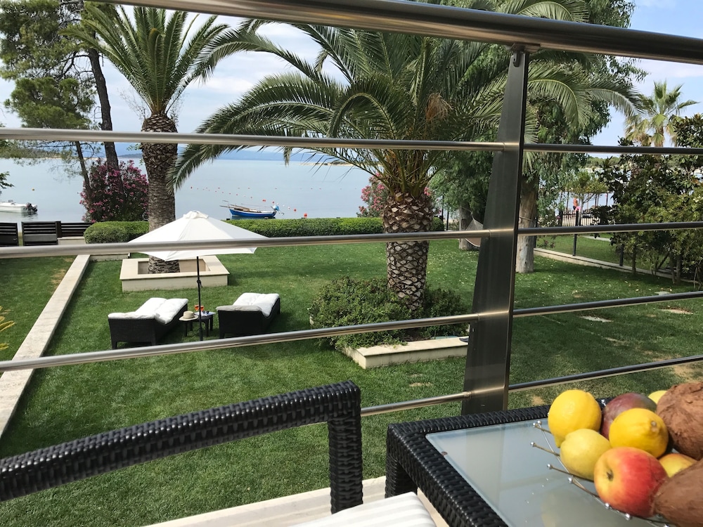 Deluxe Villa, Balcony photo 2