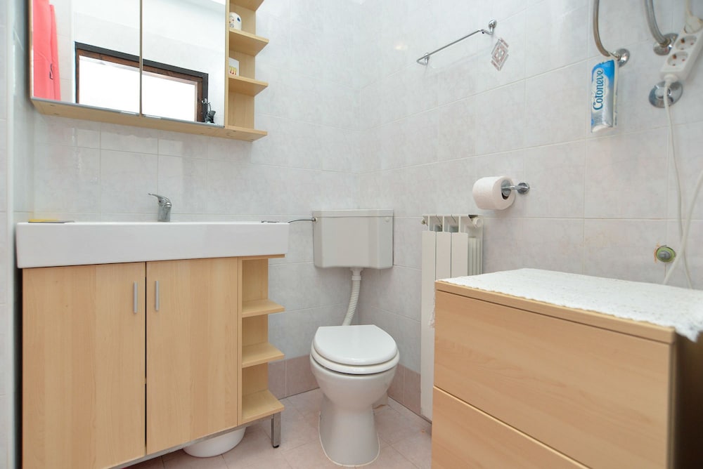 Standard Apartment, 1 Bedroom (0385) photo 2