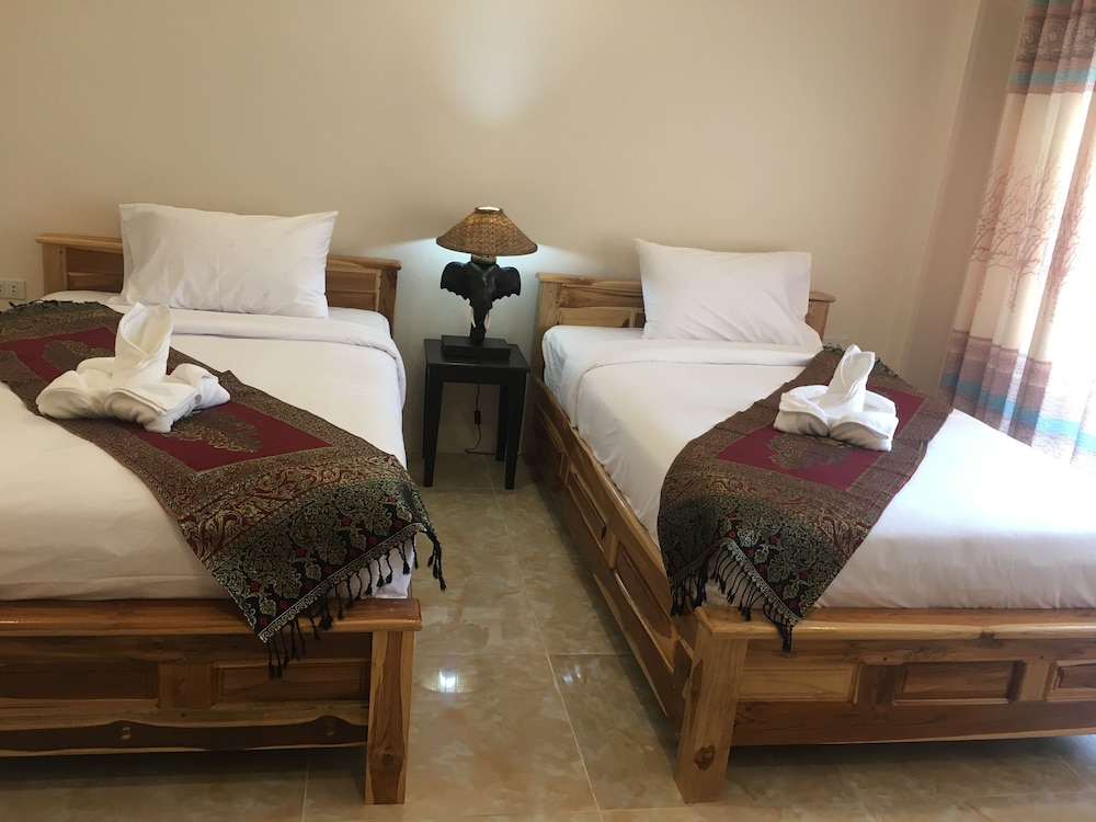 Deluxe Twin Room, 2 Twin Beds - Photo 1