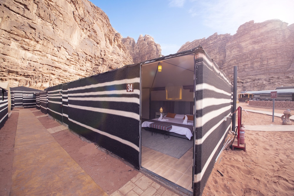 Deluxe Tent, 1 Bedroom, Private Bathroom photo 2