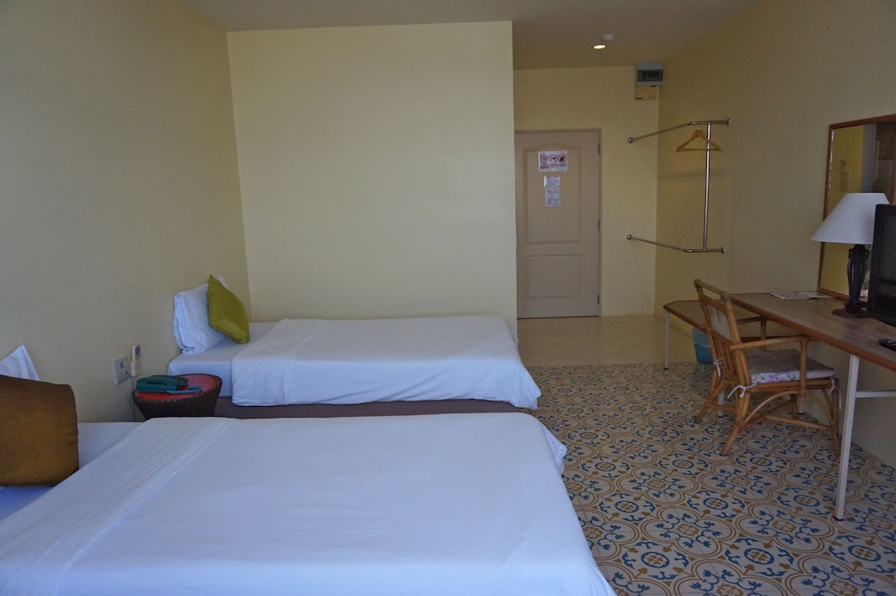 Standard Twin Room photo 3